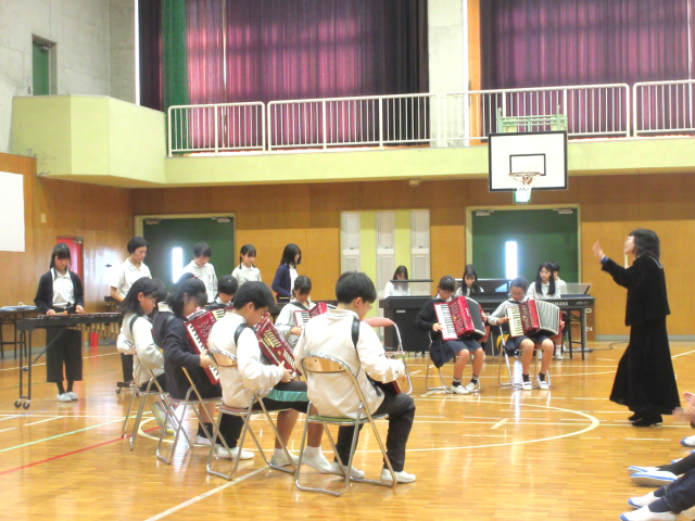 https://tsuyama.schoolweb.ne.jp/3310007/blog_img/77572900?tm=20241113145646