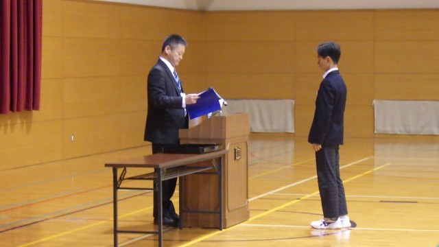 ２年生修了証書授与